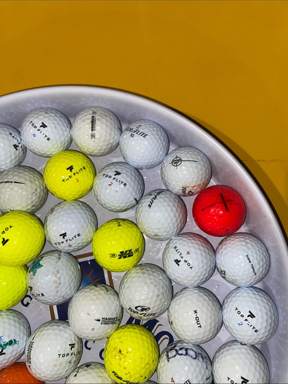 Top-Flite Mixed Golf Ball Lot - Picture 5 of 5